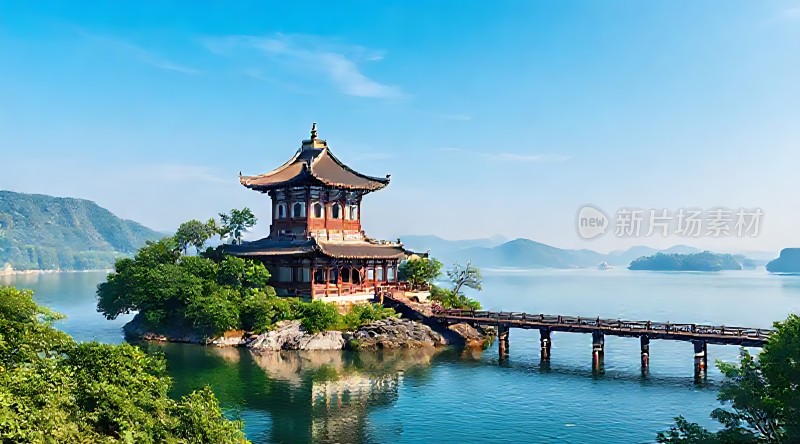 湖心古亭映翠波