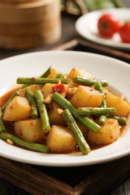 家常菜肴土豆烧豆角