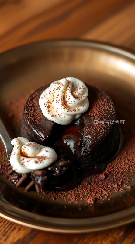 熔岩巧克力蛋糕