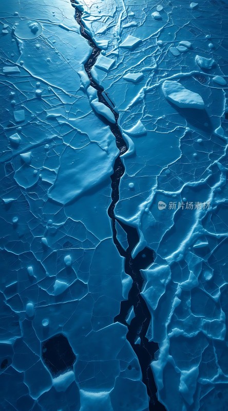 冰封裂缝