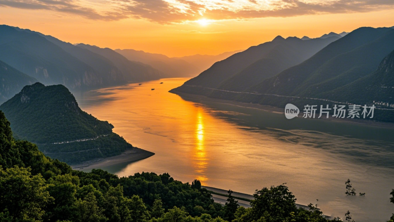 长江日出风景