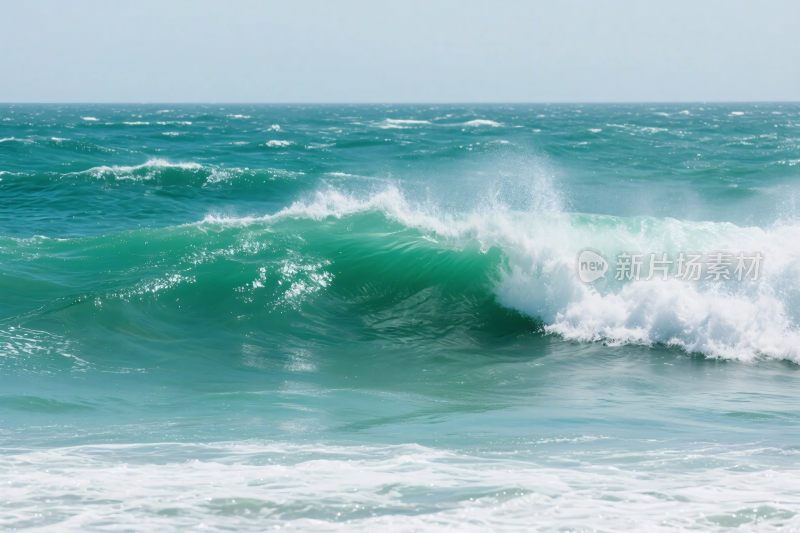 壮阔海浪水面景观