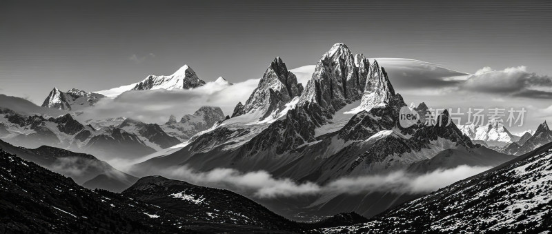 雪山黑白高山自然风光摄影图