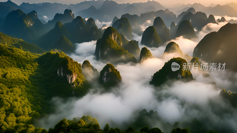 桂林山水照片山峰云海群山云雾缭绕自然风景