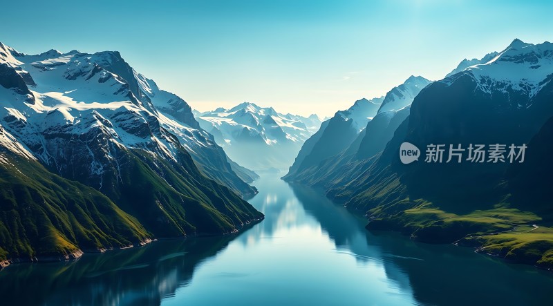 雪峰倒影映碧波