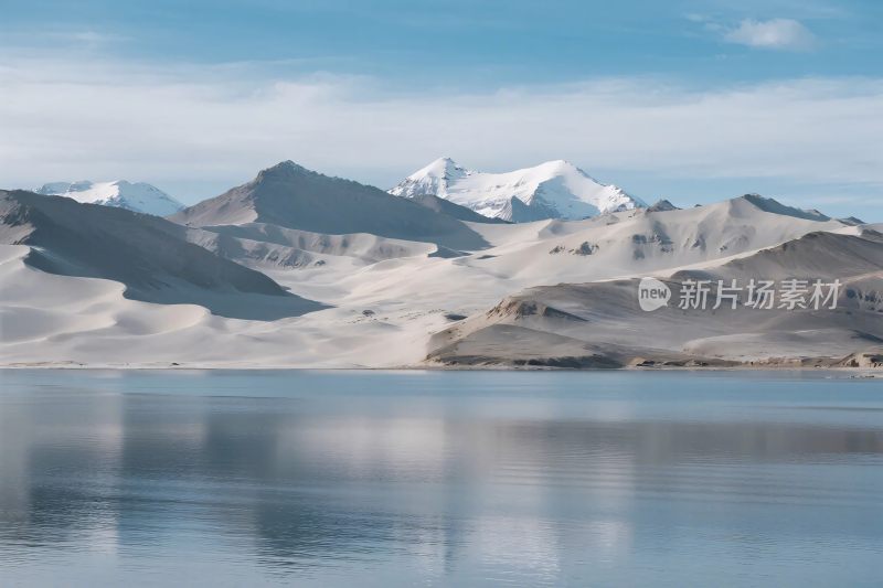雪山湖泊自然风光