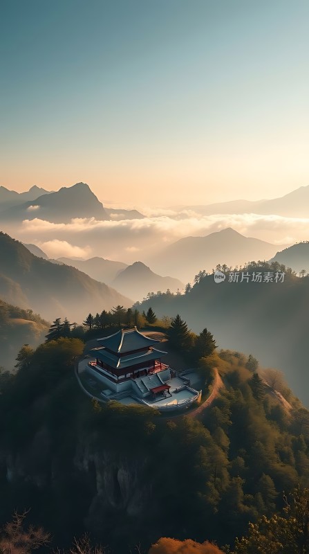 晨曦中的古寺与云海