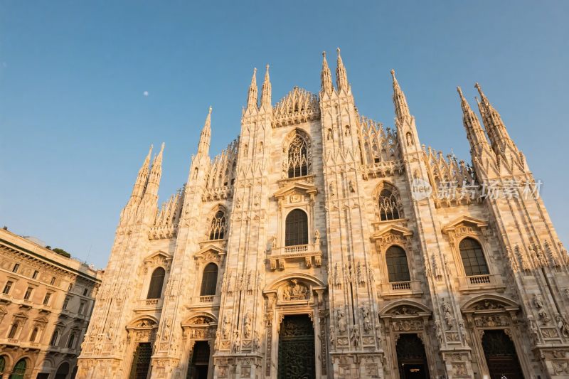 米兰大教堂正面景观