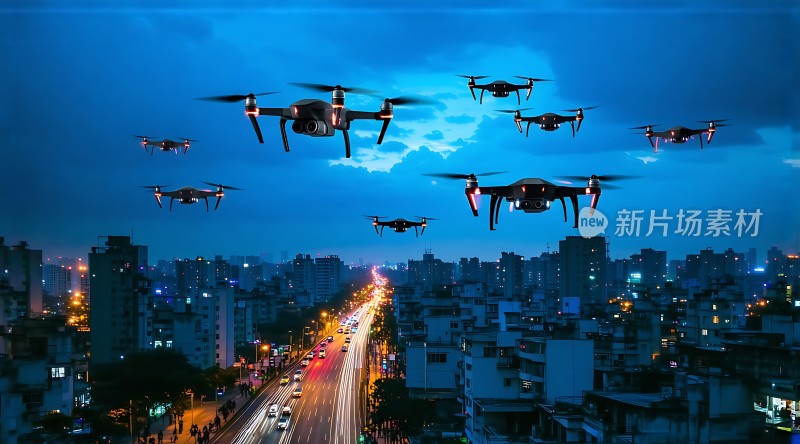 无人机编队夜航城市上空