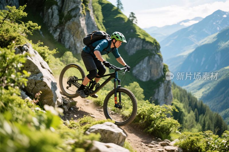 山地间骑行的户外爱好者
