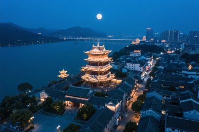 江南古塔夜景风光