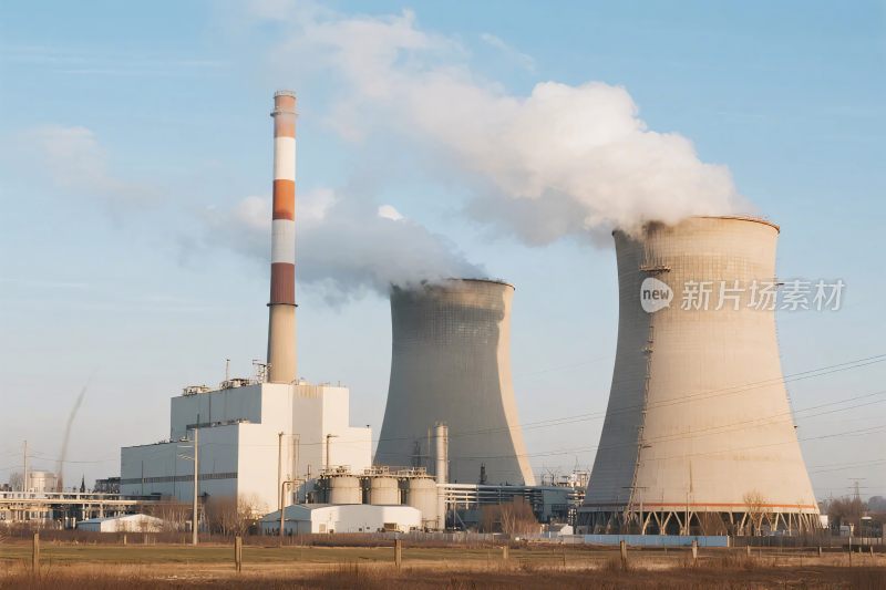 工业设施与冷却塔
