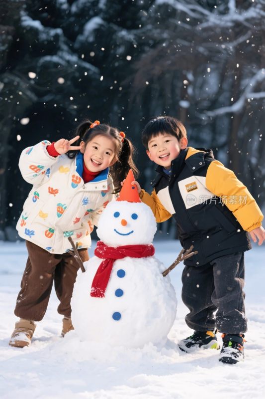 冬季雪地儿童雪人场景
