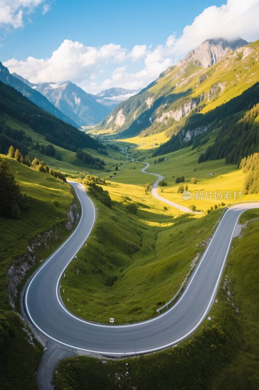 山间蜿蜒公路风景