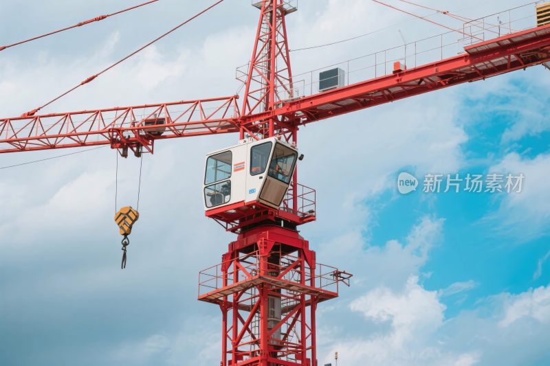 红色塔吊工地设施