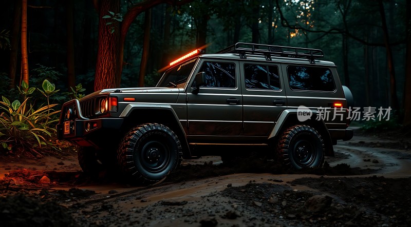 森林探险之旅越野车勇闯泥泞小径