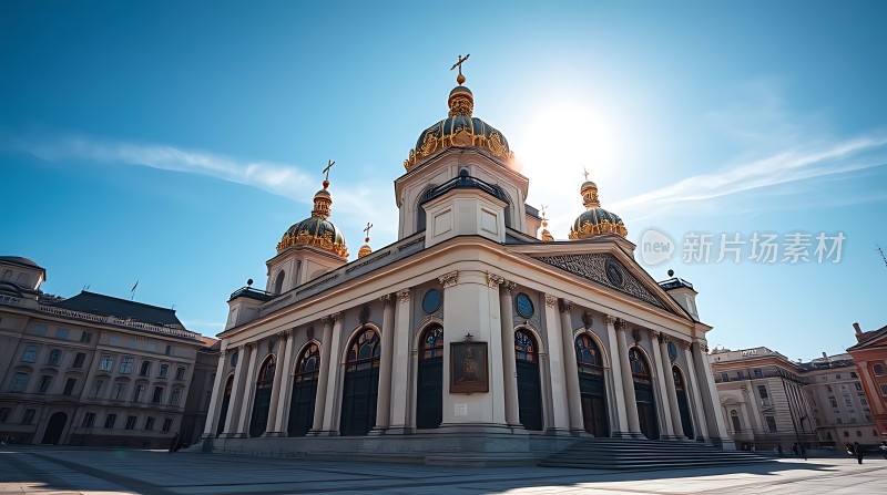 阳光下的宏伟教堂