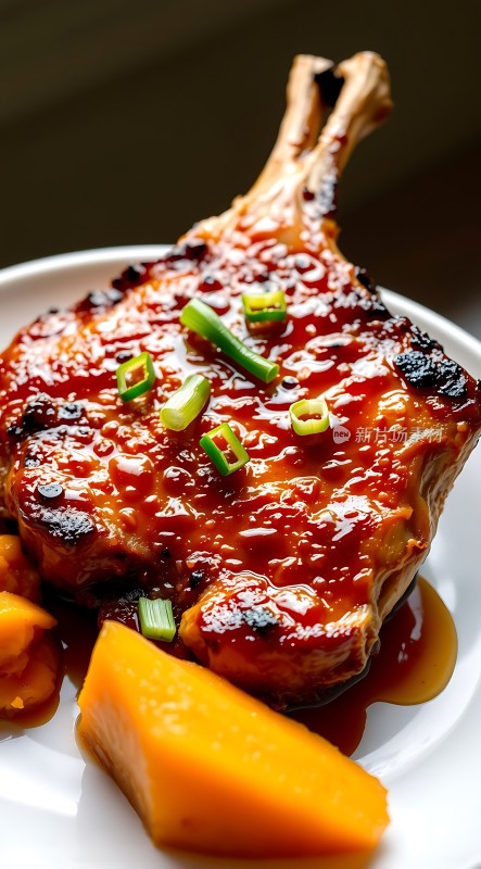 蜜汁烤猪排配南瓜块