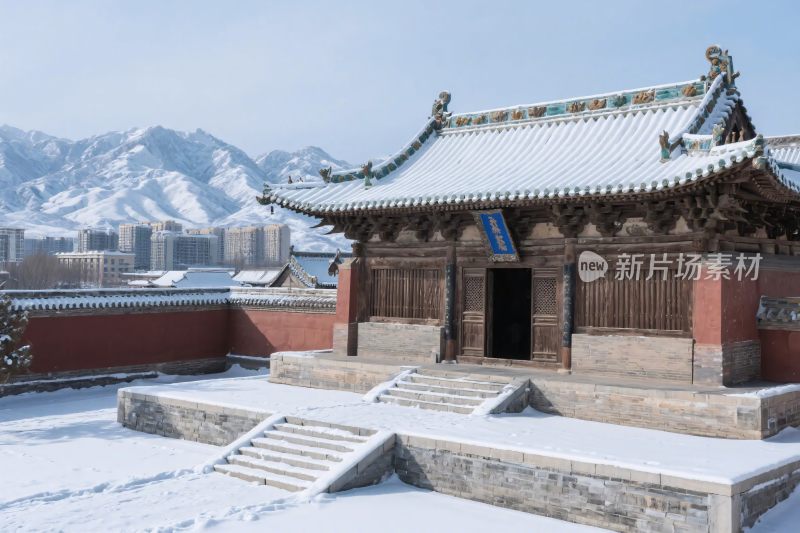 古庙古建雪景图