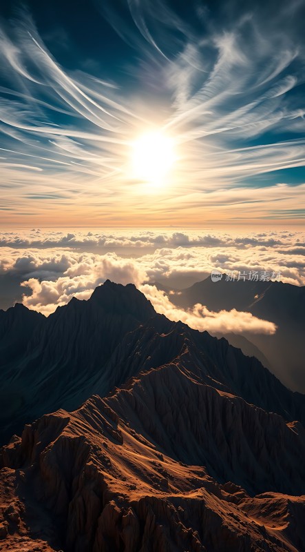 日出云海映山峰