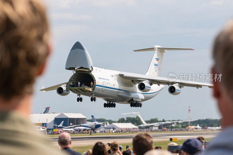 飞机低空飞行场景