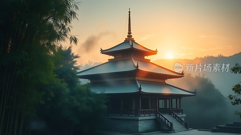 晨曦中的古寺竹影