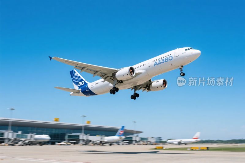 机场起飞的飞机