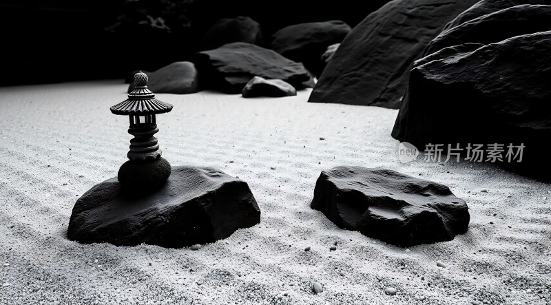 禅意小景石灯静卧沙砾间