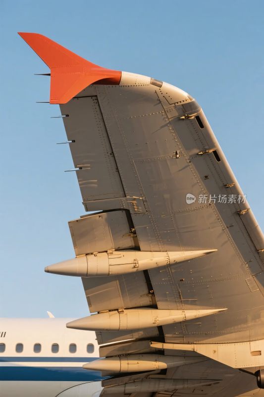 飞机机翼尾翼特写