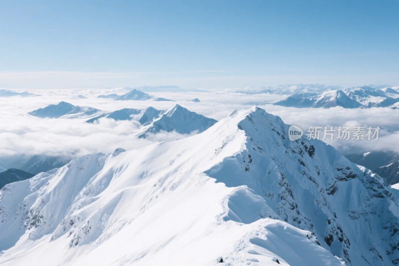 雪山云海风光图