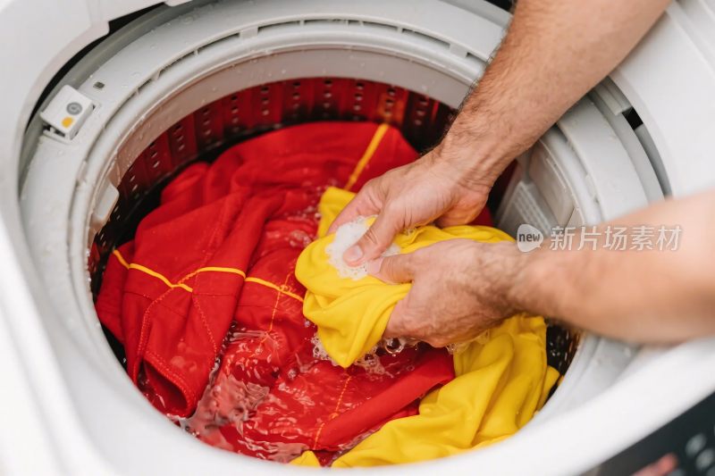 洗衣机洗涤衣物