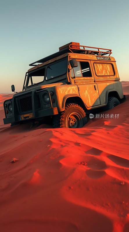 沙漠探险之旅经典越野车在沙丘上