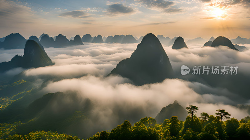 桂林山水照片山峰云海群山云雾缭绕自然风景