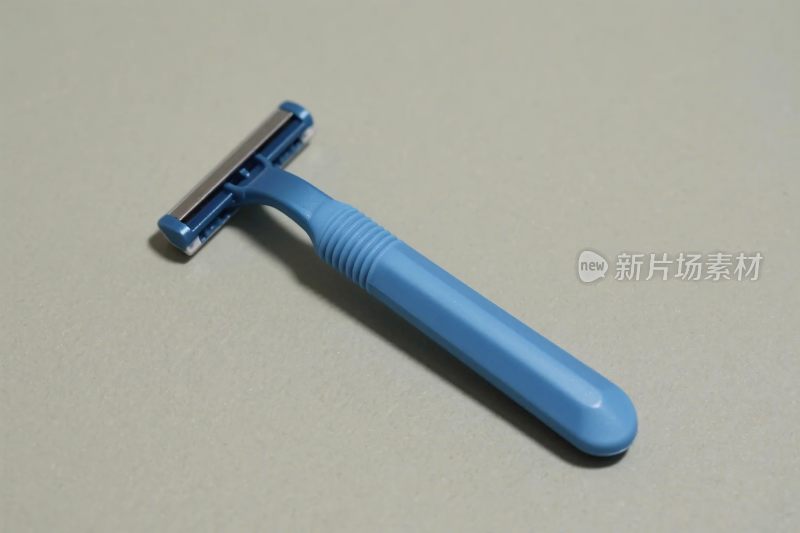 蓝色剃须刀特写