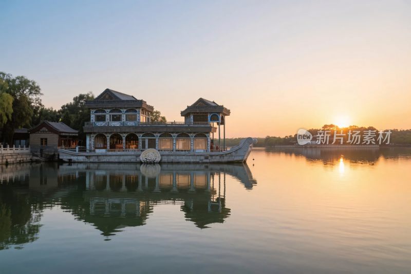 古建水景夕阳风光