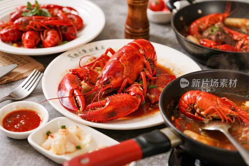 海鲜龙虾美食展示图