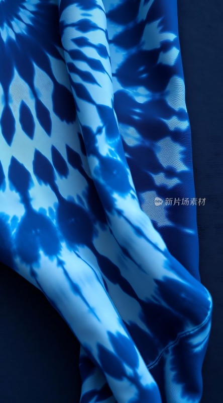 蓝色扎染布料展示