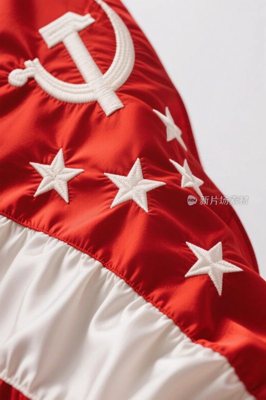 红色旗帜带镰刀锤子五角星