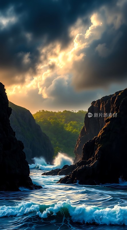 阳光下的海浪与岩石