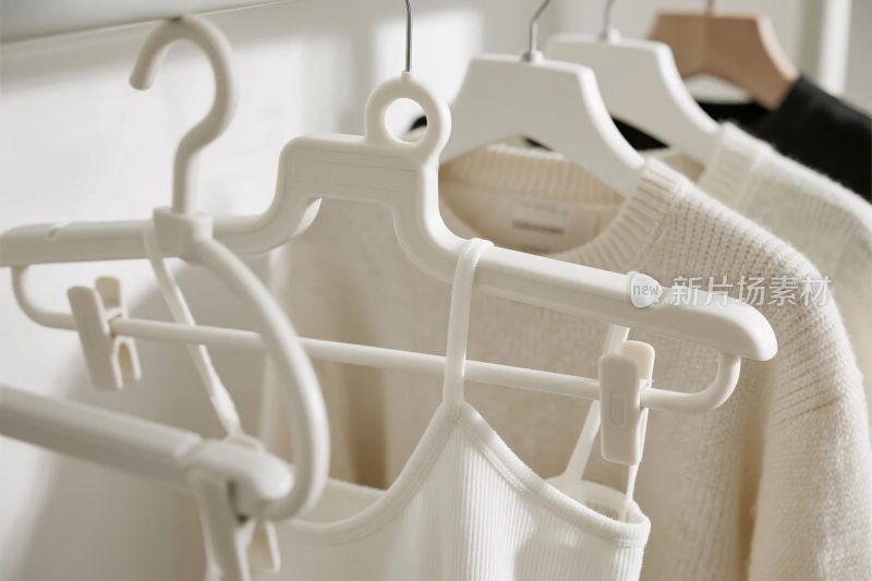 衣物与衣架陈列