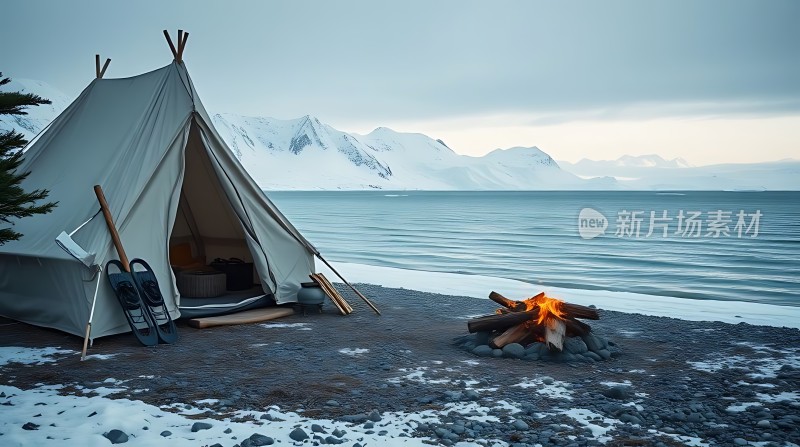 雪地帐篷湖畔露营
