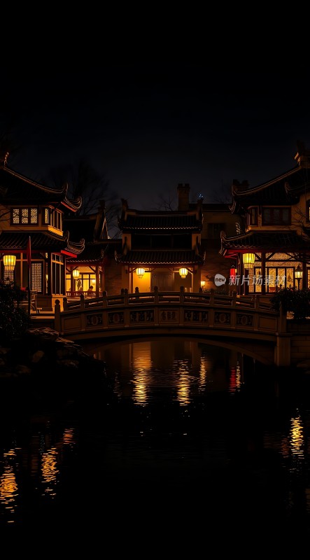 古桥夜色映水乡
