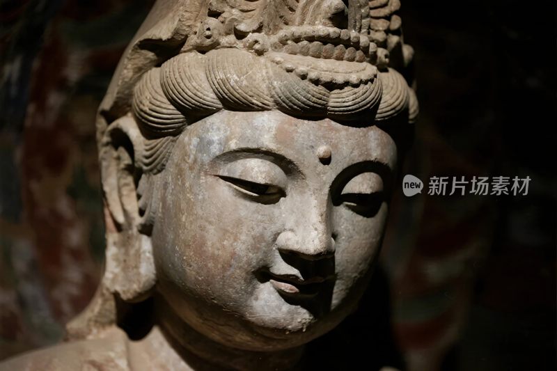 佛像头部雕塑