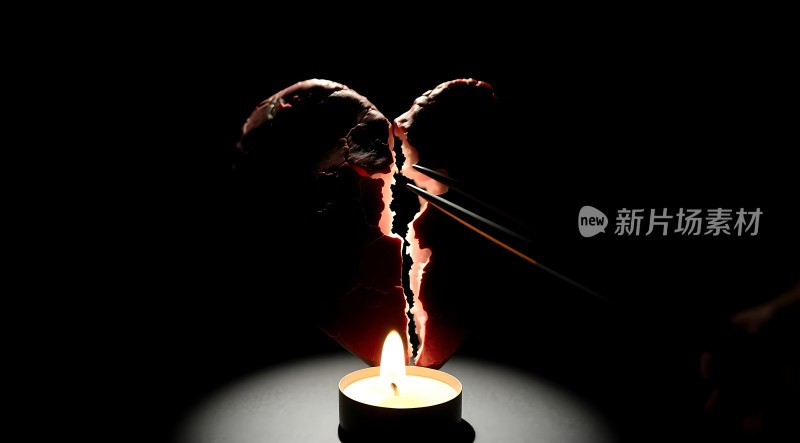破碎的心与蜡烛