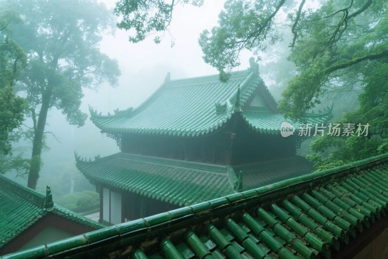 古建寺庙雾景图