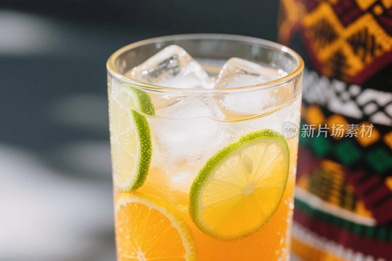 清爽冰饮特写图