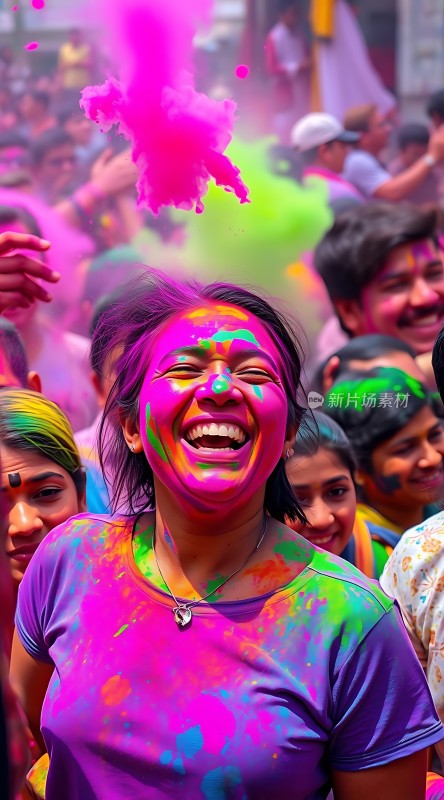 彩色粉末节上的欢乐瞬间