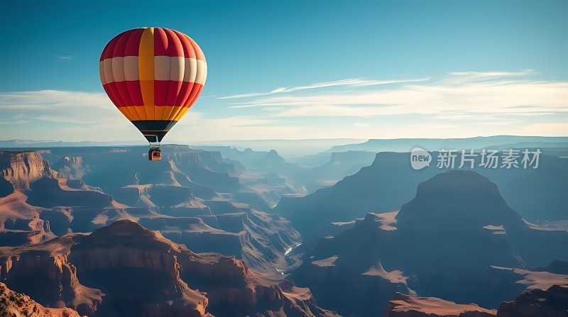 热气球飞越壮丽峡谷