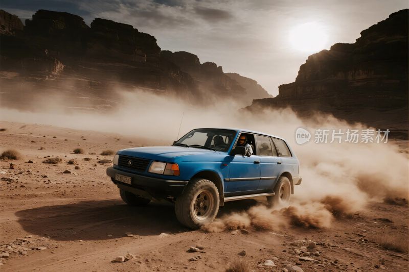 蓝色越野车沙漠行驶
