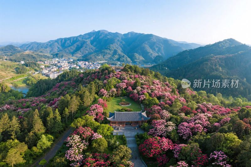 山地古建风景图